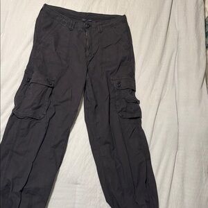 American Eagle Dreamy Drape Mid Rise Baggy Wide Leg Cargo Pants Black/Gray, 14